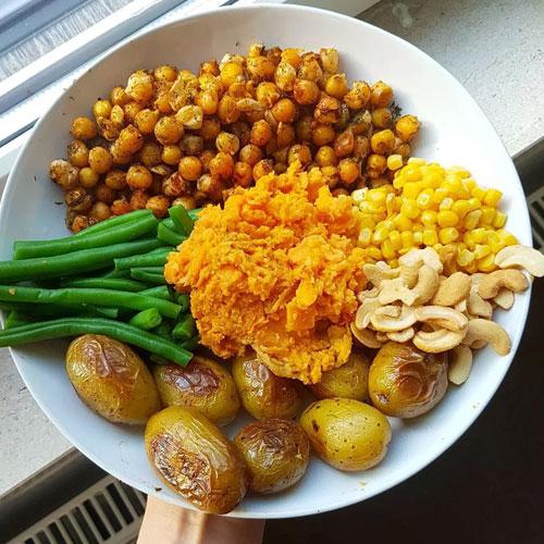 Basit Karbonhidratlar Nelerdir? Basit Karbonhidrat Kaynakları Rehberi