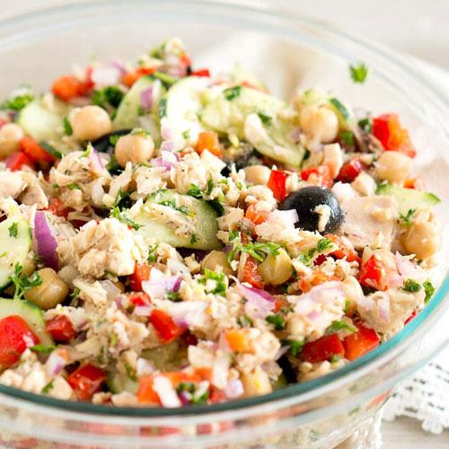 Ton Balıklı Salata Nasıl Yapılır?